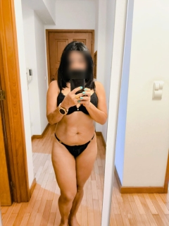 Morena sedutora 