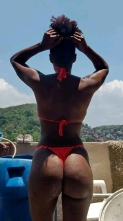 AFRICANA FRESQUINHA CONINHA APERTADA ????