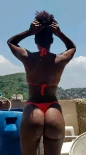AFRICANA FRESQUINHA CONINHA APERTADA ????