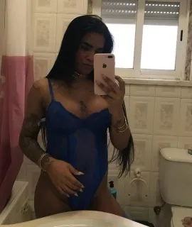 Thays ferreira 