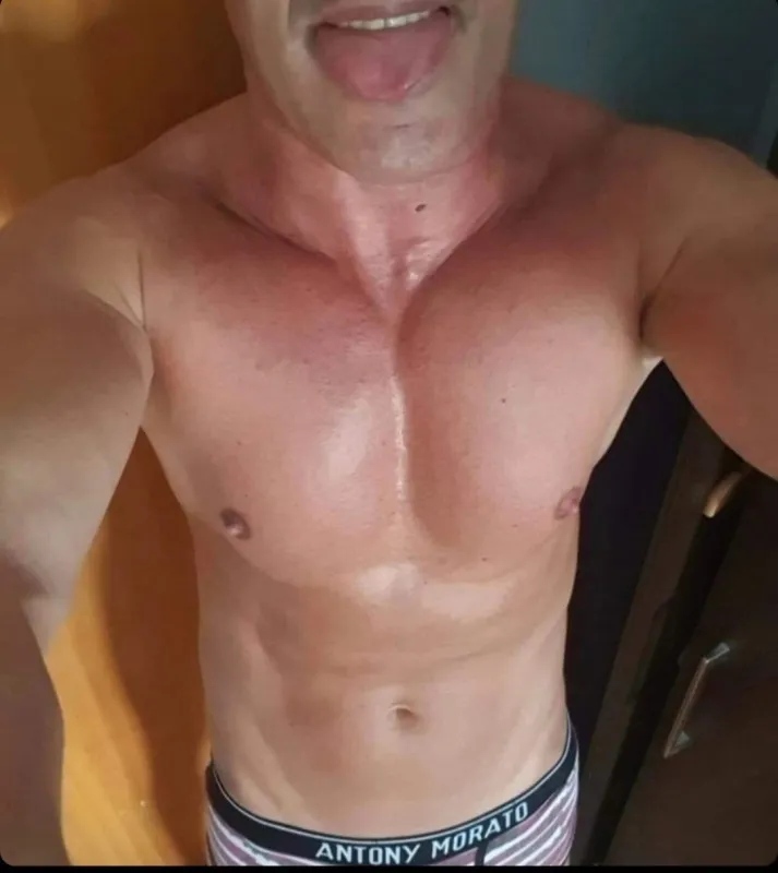 Homem massagista