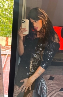 DÉBORA CICARELLI
