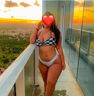 Morena peito grande 