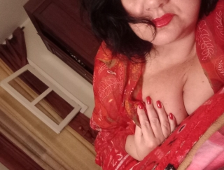 Mulher do Leste. 920 516 040 WhatsApp.Videochamada