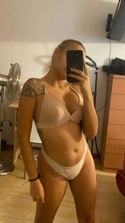 Uma jovem portuguesa que lhe deixará sem fôlego. 