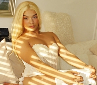 ???? Brazilian trans goddess in Vilamoura.