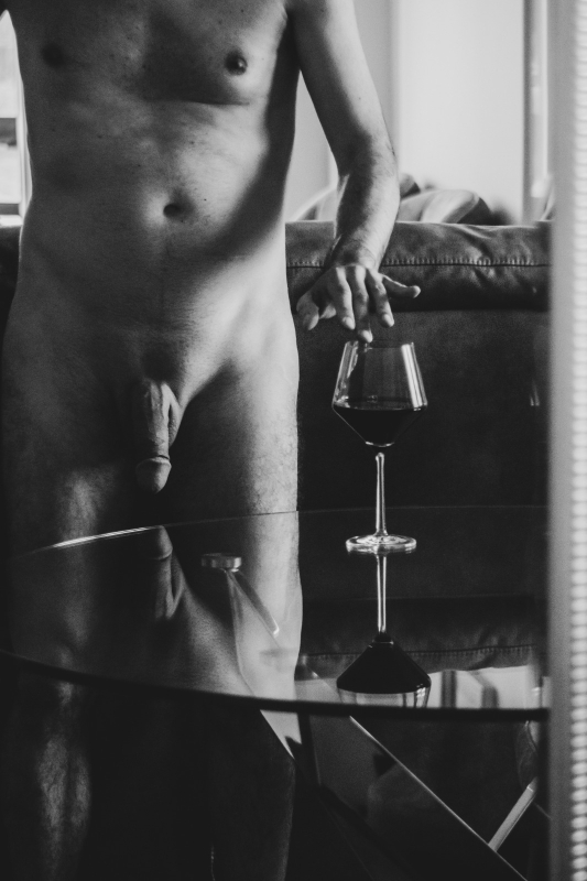 Alex, giro e dotado (não comercial; mulheres)